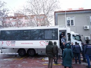 Konya Büyükşehir Personeli Deprem Bölgesi İçin Kan Bağışında Bulunuyor