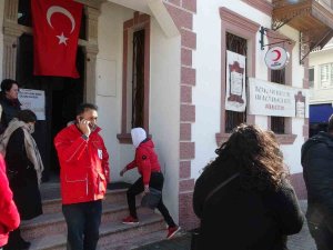 Muğla’da Depremzedeler İçin Kan Bağışına Yoğun İlgi