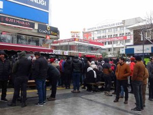 Ispartalı Vatandaşlar Kızılay Kan Merkezi’nde Yoğunluk Oluşturdu