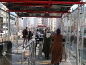 Başkan Büyükkılıç: "Tramvay Seferleri Ücretsiz"