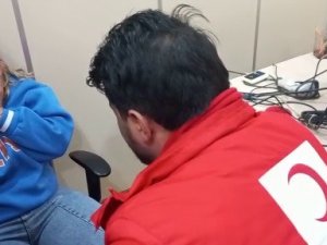 Kan Vermeye Gittiği Merkezde Evinin Yıkıldığını Öğrendi
