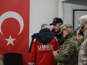 Bakan Akar: “17 Uçakla İ̇stanbul, İ̇zmir Ve Ankara’dan Gaziantep Ve Adana’ya Sürekli Yardım Uçuşları Gerçekleştiriliyor”