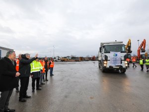Sakarya’dan 43 İş Makinası Deprem Bölgesine Çıktı
