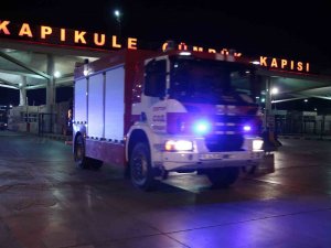 Bulgaristan’ın Arama Kurtarma Ekipleri Kapıkule’den Türkiye’ye Giriş Yaptı