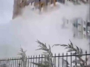 Depreme Dayanıklı Diye Satılmıştı, İlk Depremde Yıkıldı