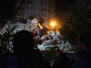 Kahramanmaraş Merkezli Olarak Gerçekleşen Deprem Neticesinde Adana’da 109 Kişi Hayatını Kaybetti, 1500 Kişinin İse Yaralı Olduğu Öğrenildi.