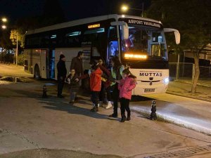 Havayolu İle Bodrum’a Getirilen 112 Depremzede Otellere Yerleştirildi