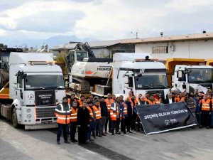 Muratpaşa Belediyesi’nden Deprem Bölgesine Yardım Seferberliği