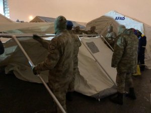 Jandarma Ekipleri Çadırlar Kurmaya Başladı