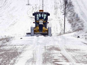Yozgat’ta 171 Köy Yolu Ulaşıma Kapandı