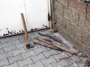 Çocuk Kavgası Yüzünden İki Aile Birbirine Girdi: 2 Yaralı