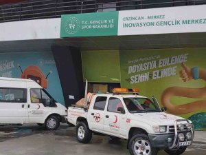 Erzincan 13 Şubat Gençlik Merkezi’nden Yardım Kampanyası