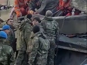 Msb: “Hatay’da Görev Yapan Doğal Afet Arama Kurtarma Taburumuz Buse İsimli Genç Kardeşimizi Kurtardı”