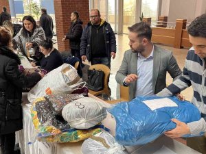 Anadolu Üniversitesi Depremzedeler İçin Yardım Kampanyası Başlattı