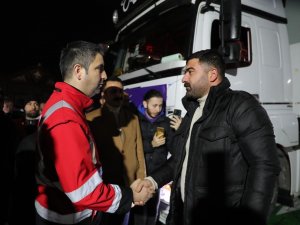 Kartal Belediyesi’nin Yardım Tırları, Deprem Bölgelerine Hareket Etti