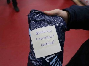 Deprem Yardım Kampanyasında Yalova’dan Duygulandıran Notlar: “Şehidimin Giyemediği Çorapları”