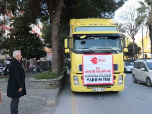 Efeler Belediyesi’nin Yardım Tırı Depremzedeler İçin Yola Çıktı