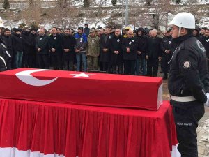 Enkaz Altından Çıkartılan Şehit Polisin Cenazesi Memleketine Gönderildi