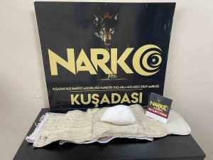 Şüpheli Otomobilden Uyuşturucu Çıktı