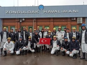 Madenciler Askeri Uçakla Deprem Bölgesine Hareket Etti