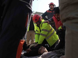 Kurtardılar, Dakikalarca Uğraştılar Ama Hayata Döndüremediler