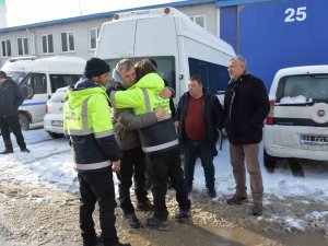 3 Araç Ve 12 Personel Afet Bölgesine Doğru Yola Çıktı