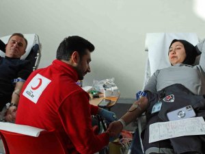 Büyükşehir’den Depremzedeler İçin Kan Bağışı Kampanyası