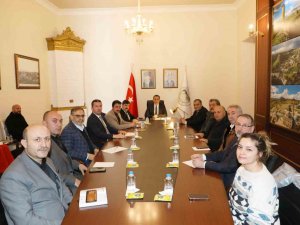 Vali Öksüz, Stk Temsilcileriyle Bir Araya Geldi