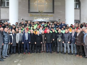 İ̇lkadım Depremzedeler İçin Tek Yürek