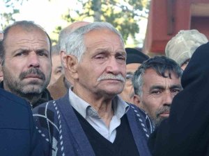 Depremde Hayatını Kaybeden Beyzanur Öğretmen Son Yolculuğuna Uğurlandı