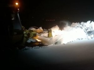 Elazığ’da Kapalı 179 Köy Yolunda Çalışmalar Sürüyor