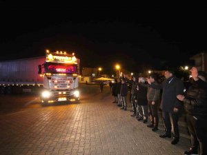 Kaş’tan 9 Yardım Tırı Dualarla Deprem Bölgesine Uğurlandı