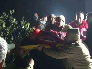 Hatay’da 42 Saat Sonra Enkazdan Çıkarılan Haticenur’un İlk İsteği “Limonlu Su” Oldu