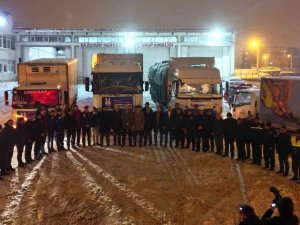 Büyükşehir’in Deprem Bölgesine Yönelik Yardımları Sürüyor