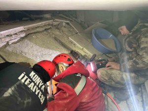 Hatay’da Enkaz Altındaki Genç 47 Saat Sonra Kurtarıldı