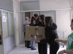 Sağlık Çalışanları Deprem İçin Seferber Oldu