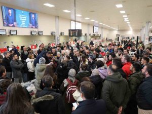 Samsun’dan 89 Sağlık Çalışanı Deprem Bölgesine Gönüllü Olarak Gitti