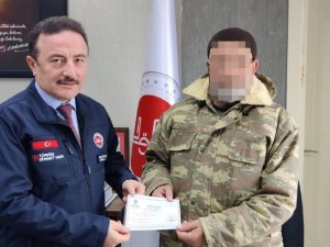 Umre Parasını Depremzedelere Bağışladı