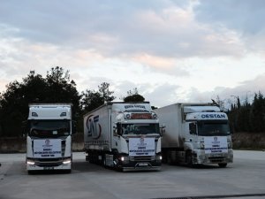 Denizli Büyükşehir Belediyesi’nin 24 Yardım Tırı Deprem Bölgesine Gitti