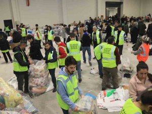Elazığ, Depremzedeler İçin Tek Yürek Oldu