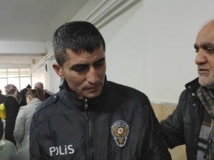 Develi’de 12 Yaşındaki Ali Eren Okul Harçlığını, Polis Memuru Tedavi Parasını Depremzedelere Bağışladı