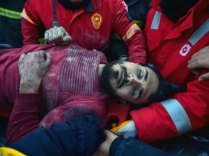 Elbistan’da Enkaz Altında Kalan Kişi 59 Saat Sonra Kurtarıldı