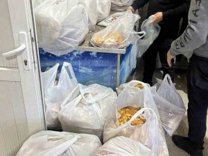 Günlük Ürettikleri 5 Bin Ekmeği Deprem Bölgelerine Gönderiyorlar