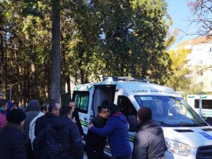 Depremde Hayatını Kaybeden Genç Rehberin Cenazesi Kuşadası’na Getiriliyor