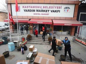 Kastamonu Belediyesi’nden Deprem Bölgelerine Yardım
