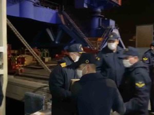 Msb: "Tcg İ̇skenderun, İ̇skenderun Limanı’na Yardım Malzemelerini Teslim Etti"