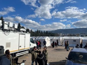 Telekom Operatörlerinden Deprem Bölgesindeki Baz İstasyonlarına Enerji Sağlanmasıyla İlgili Açıklama