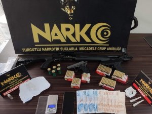 Ev Ve İşyerinde Uyuşturucu Ele Geçirilen Şahıs Tutuklandı
