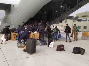 İ̇stanbul’dan Deprem Bölgesine Teknik Ekip Sevkiyatı Sürüyor