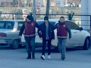 Depremzedelerle Dalga Geçtiği İddia Edilen Zanlı Tutuklandı